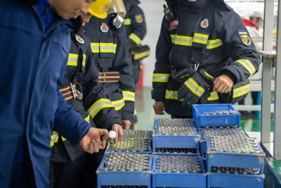 Come estinguere l'incendio della batteria al litio?