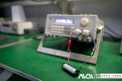 Confronto dello stato attuale delle batterie ricaricabili agli ioni di litio ...
