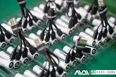 I vantaggi e le tendenze delle batterie al litio ricaricabili USB- in sostitu...