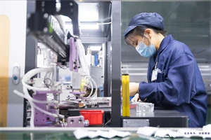 Qual è la differenza tra una batteria al litio e una batteria normale?