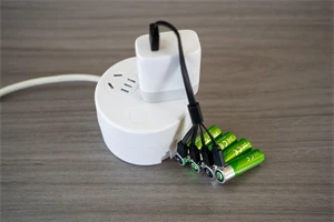Quali sono le quattro fasi delle batterie ricaricabili agli ioni di litio?