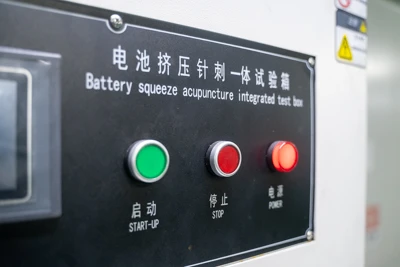 A quale categoria di merci pericolose appartiene la batteria al litio?